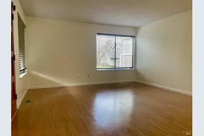 2890 Redwood Parkway #6-1, Vallejo, CA 94591 - Photo 5