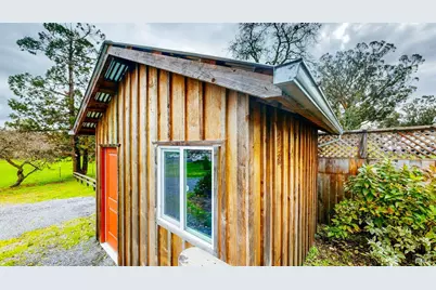 599 Cleveland Avenue, Petaluma, CA 94952 - Photo 35