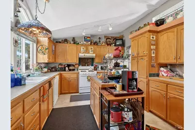 4750 Highway 175, Hopland, CA 95449 - Photo 7