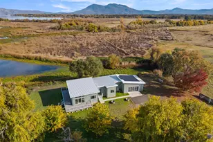 8 Queen Ann Wy, Lakeport, CA 95453 - Photo 17