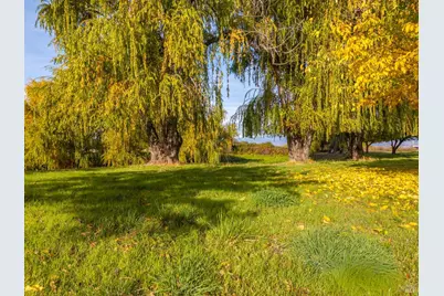 8 Queen Ann Way, Lakeport, CA 95453 - Photo 15