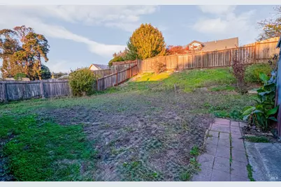 287 Michele Drive, San Pablo, CA 94806 - Photo 29