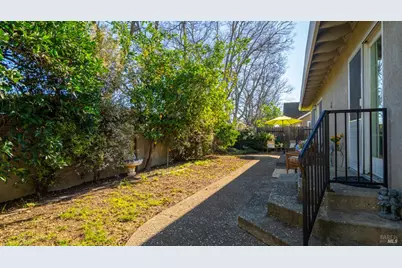 160 Lynd Way, Dixon, CA 95620 - Photo 39