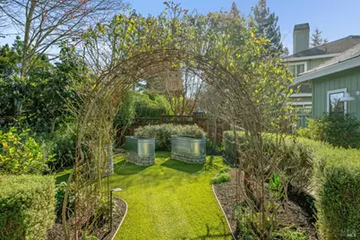 446 Tee Court, Healdsburg, CA 95448 - Photo 49