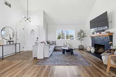 615 Chyrl Way, Suisun City, CA 94585 - Photo 5