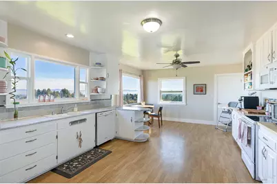 1365 Grandview Road, Sebastopol, CA 95472 - Photo 17