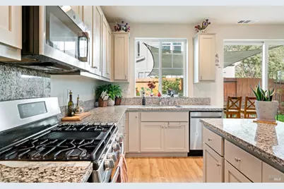 1461 Cecilia Drive, Santa Rosa, CA 95401 - Photo 5