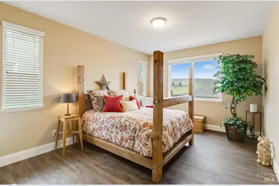 544 Lansing Circle, Benicia, CA 94510 - Photo 25