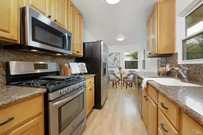 111 Harris Way, Vallejo, CA 94591 - Photo 13