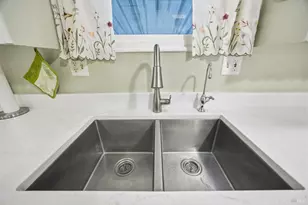 6781 Evergreen Ave, Sebastopol, CA 95472 - Photo 13