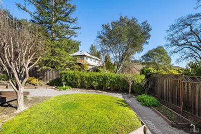 1042 Harold Lane, Healdsburg, CA 95448 - Photo 17