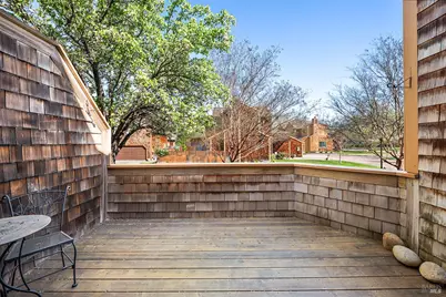 9239 Lakewood Drive, Windsor, CA 95492 - Photo 19