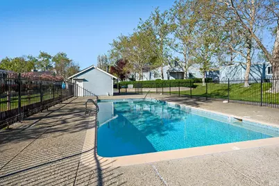 9239 Lakewood Drive, Windsor, CA 95492 - Photo 41