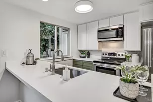 106 Albion Ct, Novato, CA 94947 - Photo 7
