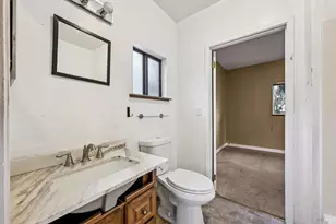 1127 Cleveland Ave, Santa Rosa, CA 95401 - Photo 13
