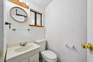 1127 Cleveland Ave, Santa Rosa, CA 95401 - Photo 7