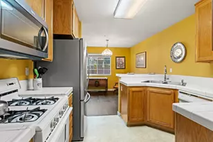 813 Chardonnay Cir, Petaluma, CA 94954 - Photo 15