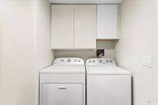 219 N Heidi Ct, Windsor, CA 95492 - Photo 11