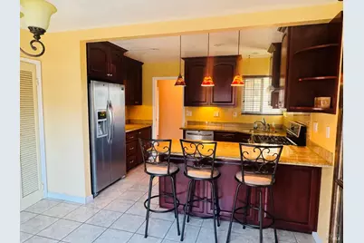 1713 Alhambra Court, Petaluma, CA 94954 - Photo 3