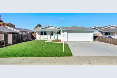 255 E Chestnut Street, Dixon, CA 95620 - Photo 9