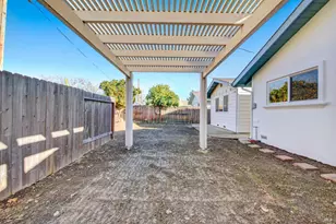 255 E Chestnut St, Dixon, CA 95620 - Photo 75