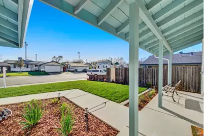 255 E Chestnut Street, Dixon, CA 95620 - Photo 17