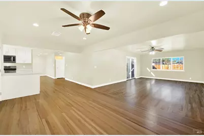 255 E Chestnut Street, Dixon, CA 95620 - Photo 41