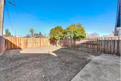 255 E Chestnut Street, Dixon, CA 95620 - Photo 71