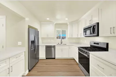 255 E Chestnut Street, Dixon, CA 95620 - Photo 33