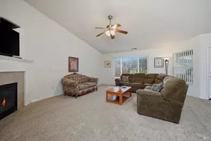 18841 Spyglass Rd, Hidden Valley Lake, CA 95467 - Photo 7