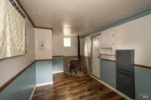 18089 Riverside Dr, Sonoma, CA 95476 - Photo 9