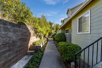 735 Buchanan Street #221, Benicia, CA 94510 - Photo 13