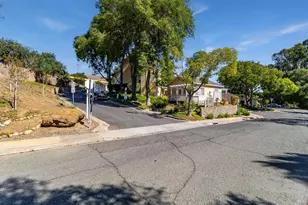 735 Buchanan St, Benicia, CA 94510 - Photo 5