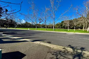 10845 Rio Ruso Dr, Windsor, CA 95492 - Photo 9