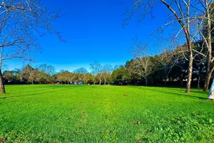 10845 Rio Ruso Dr, Windsor, CA 95492 - Photo 11