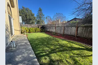 10845 Rio Ruso Drive, Windsor, CA 95492 - Photo 27