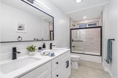 102 Dartmouth Avenue, Vallejo, CA 94589 - Photo 15