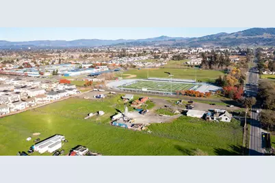 671 Bellevue Avenue, Santa Rosa, CA 95407 - Photo 5