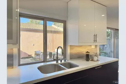 962 Marina Drive, Napa, CA 94559 - Photo 17