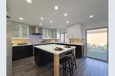 962 Marina Drive, Napa, CA 94559 - Photo 1