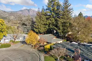 6 Oakhurst Pl, Santa Rosa, CA 95409 - Photo 37