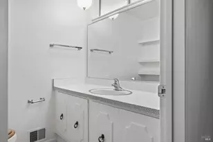 6 Oakhurst Pl, Santa Rosa, CA 95409 - Photo 23