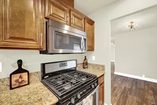 32 Lemon Tree Cir, Vacaville, CA 95687 - Photo 23