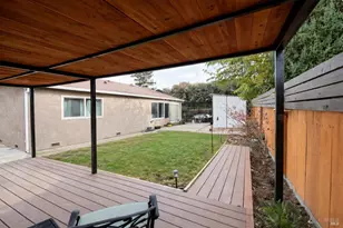 1019 Whistler Dr, Suisun City, CA 94585 - Photo 23