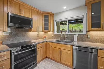 3964 Sierra Vista Drive, Vacaville, CA 95688 - Photo 33