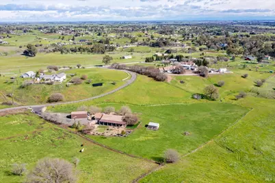 3964 Sierra Vista Drive, Vacaville, CA 95688 - Photo 51