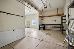 3964 Sierra Vista Dr, Vacaville, CA 95688 - Photo 45