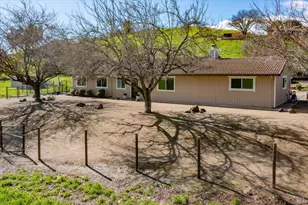 3964 Sierra Vista Dr, Vacaville, CA 95688 - Photo 3