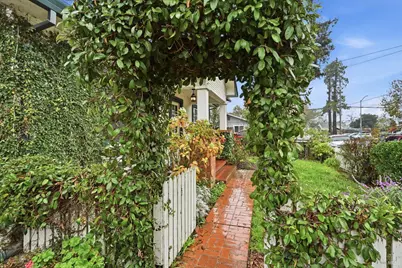 112 Carrillo Street, Santa Rosa, CA 95401 - Photo 23