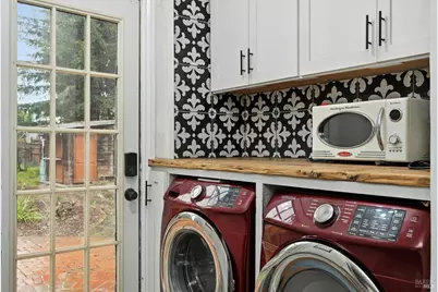 112 Carrillo Street, Santa Rosa, CA 95401 - Photo 9